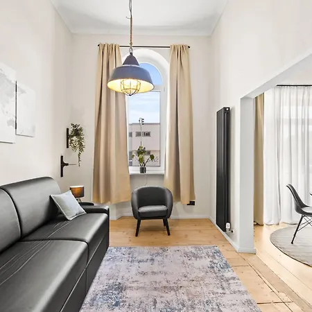 Modernes Altbau-Loft I U-Bahn I Nahe Altstadt & Christkindlesmarkt I Messe I Nuernberg & Fuerth Apartment *