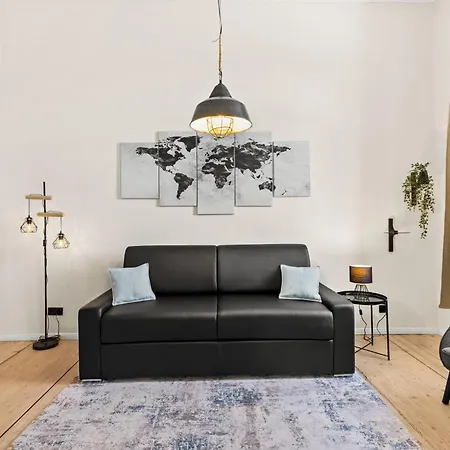 Modernes Altbau-Loft I U-Bahn I Nahe Altstadt & Christkindlesmarkt I Messe I Nuernberg & Fuerth Apartment