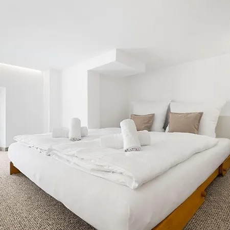 Apartment Modernes Altbau-Loft I U-Bahn I Nahe Altstadt & Christkindlesmarkt I Messe I Nuernberg & Fuerth *