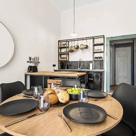 Modernes Altbau-Loft I U-Bahn I Nahe Altstadt & Christkindlesmarkt I Messe I Nuernberg & Fuerth * Nuremberg