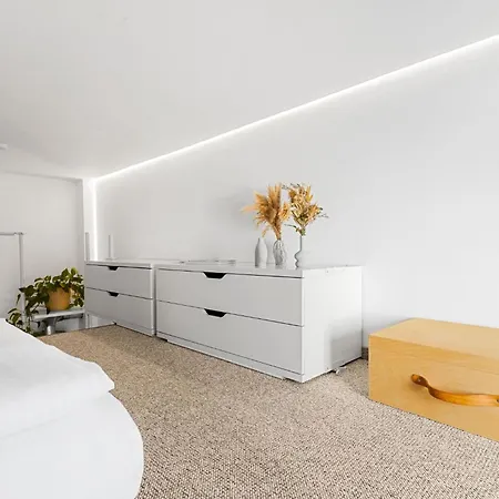 Modernes Altbau-Loft I U-Bahn I Nahe Altstadt & Christkindlesmarkt I Messe I Nuernberg & Fuerth Appartement *